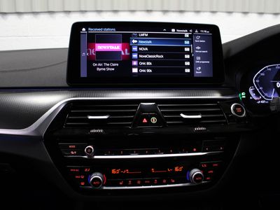 2021 BMW 530