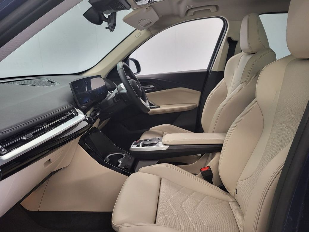 2025 BMW X1