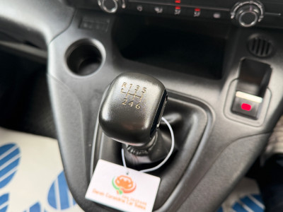 2022 Peugeot Partner