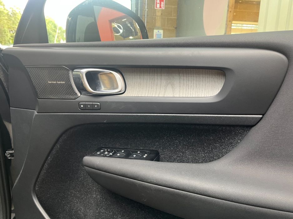 2021 Volvo XC40