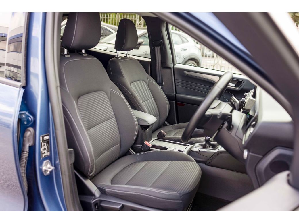 2022 Ford Kuga