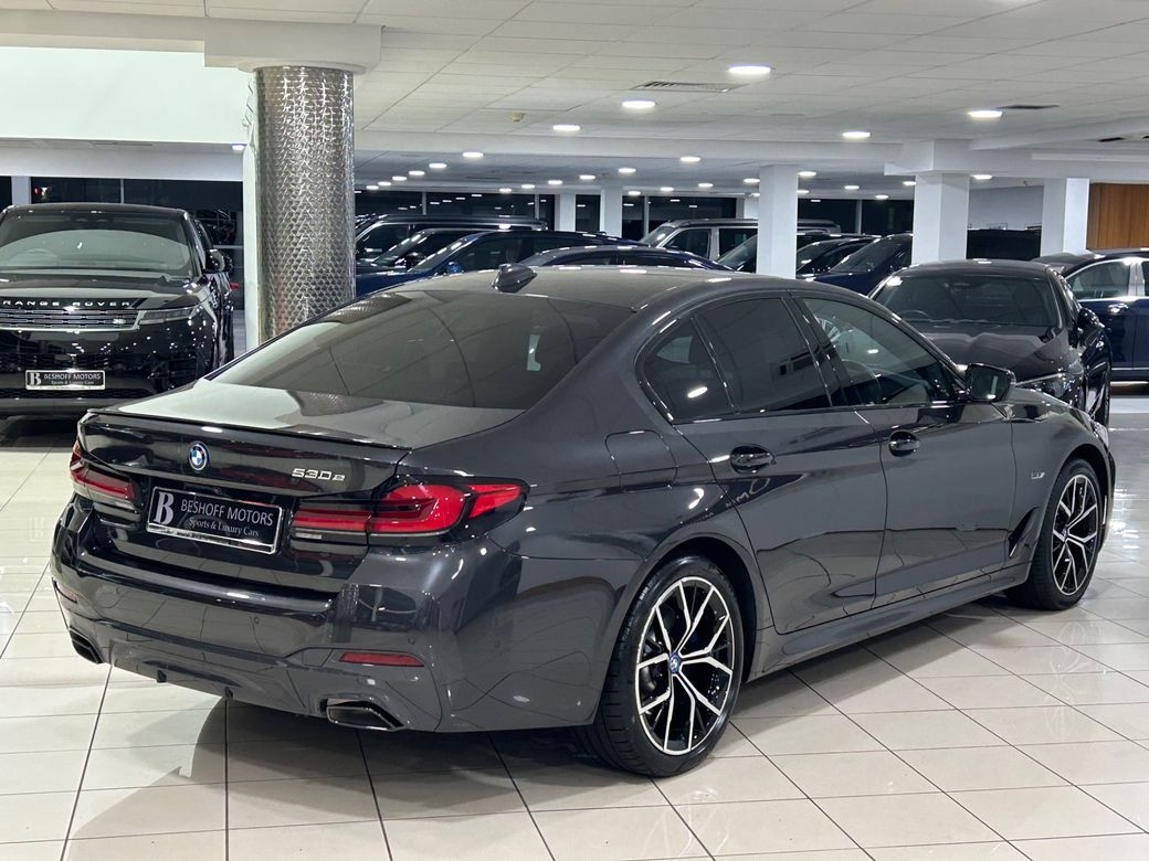 2022 BMW 5 Series