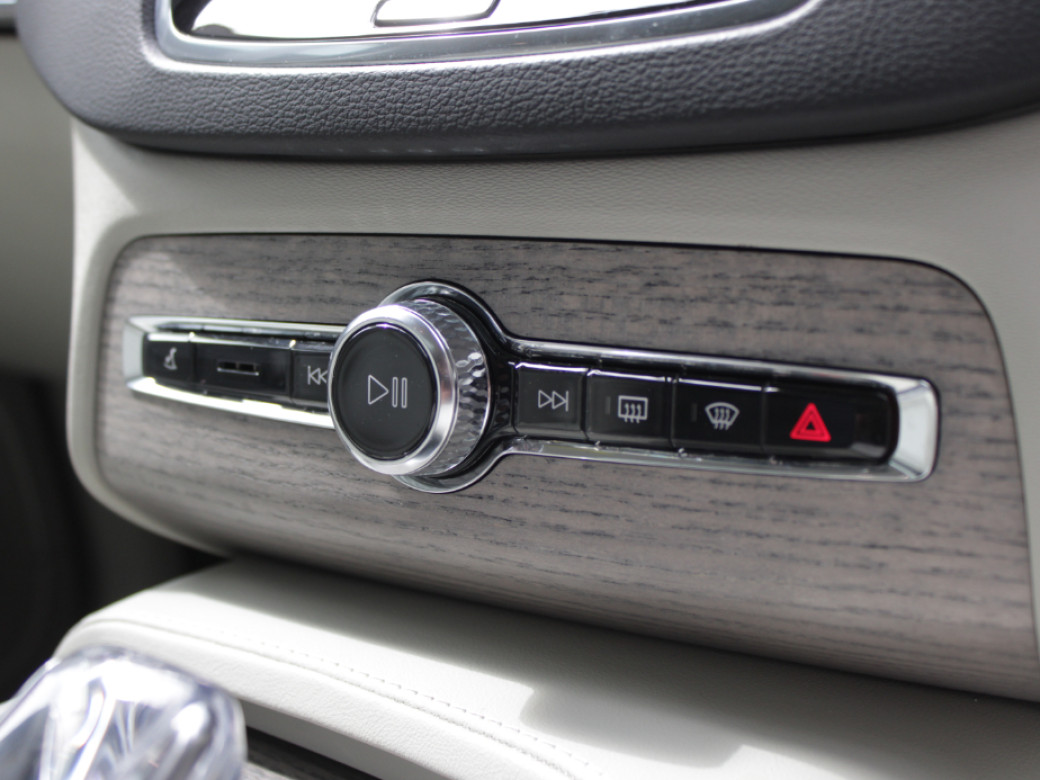 2021 Volvo XC90