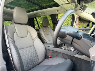 2025 Volvo XC90