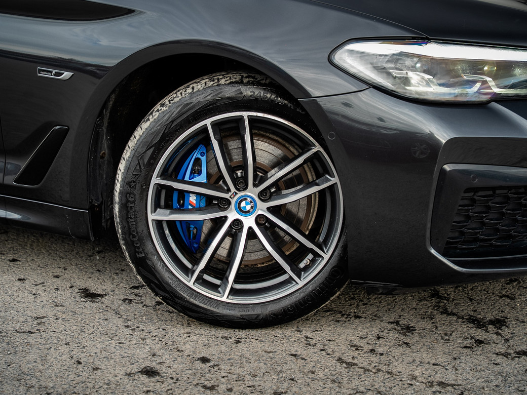 2022 BMW 5 Series