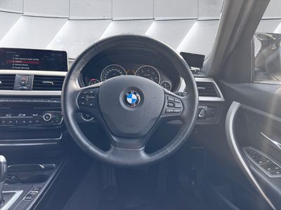 2016 BMW 320