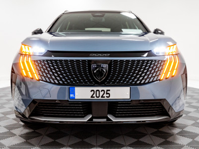 2025 Peugeot 5008