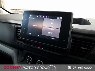 2025 Nissan Primastar