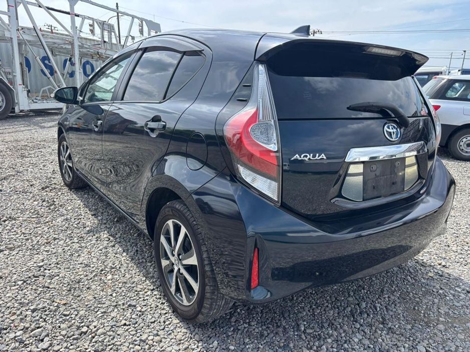 2017 Toyota Aqua