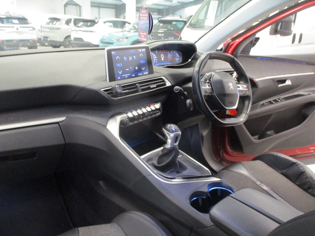 2020 Peugeot 3008