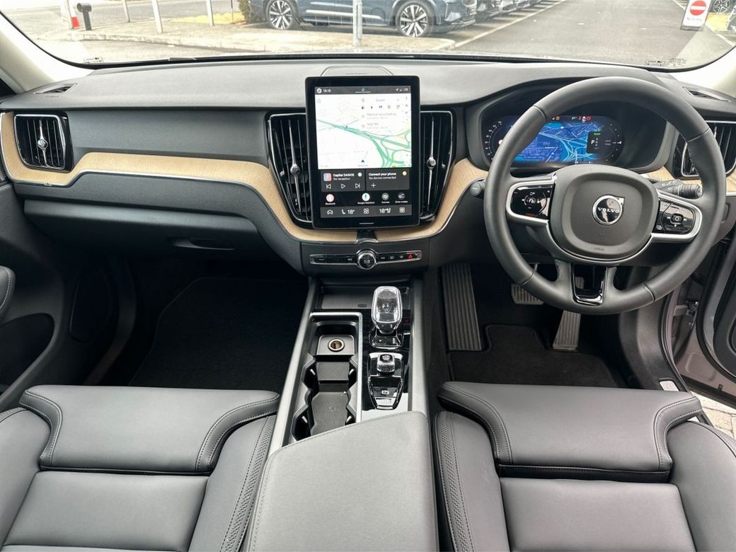 2025 Volvo XC60