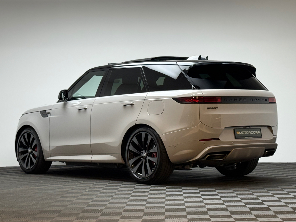 2025 Land Rover Range Rover Sport