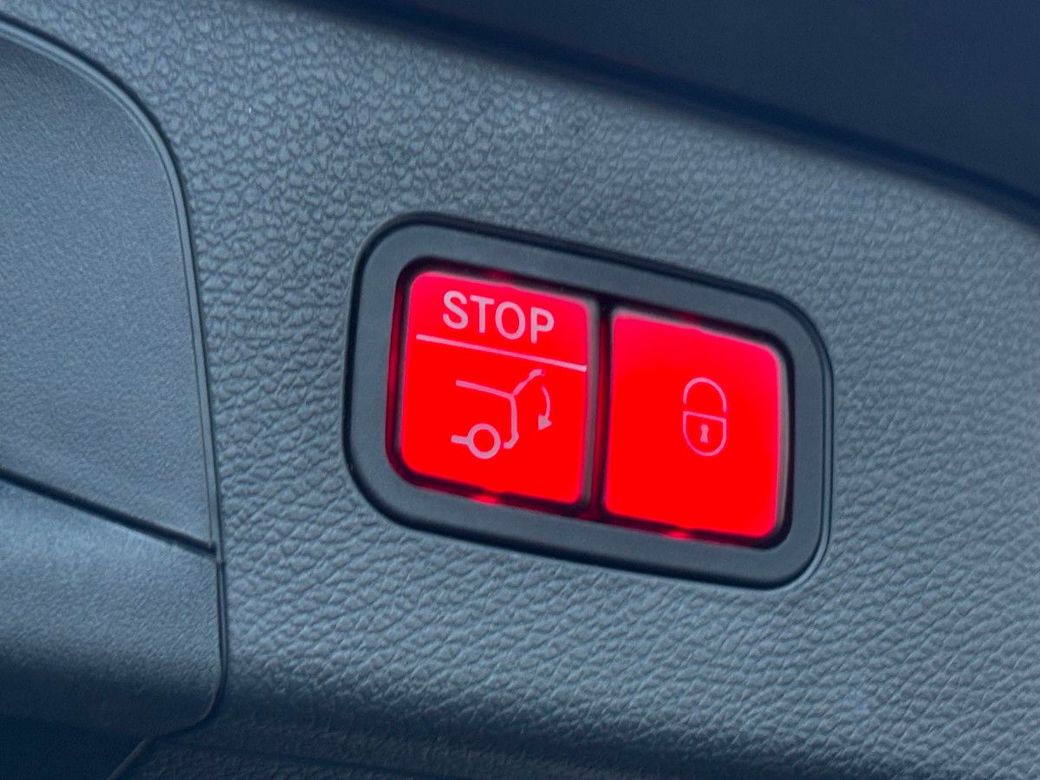 2022 Mercedes-Benz EQC