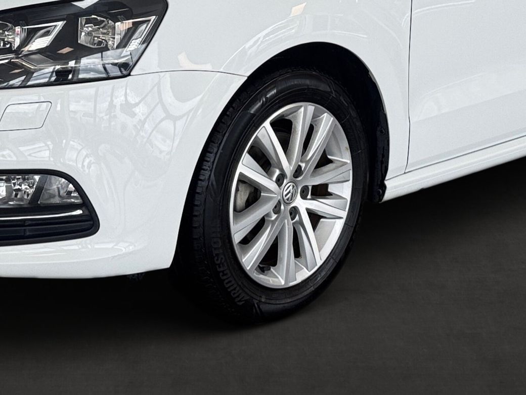 2017 Volkswagen Polo