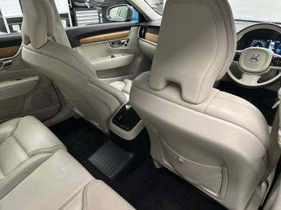 2020 Volvo S90