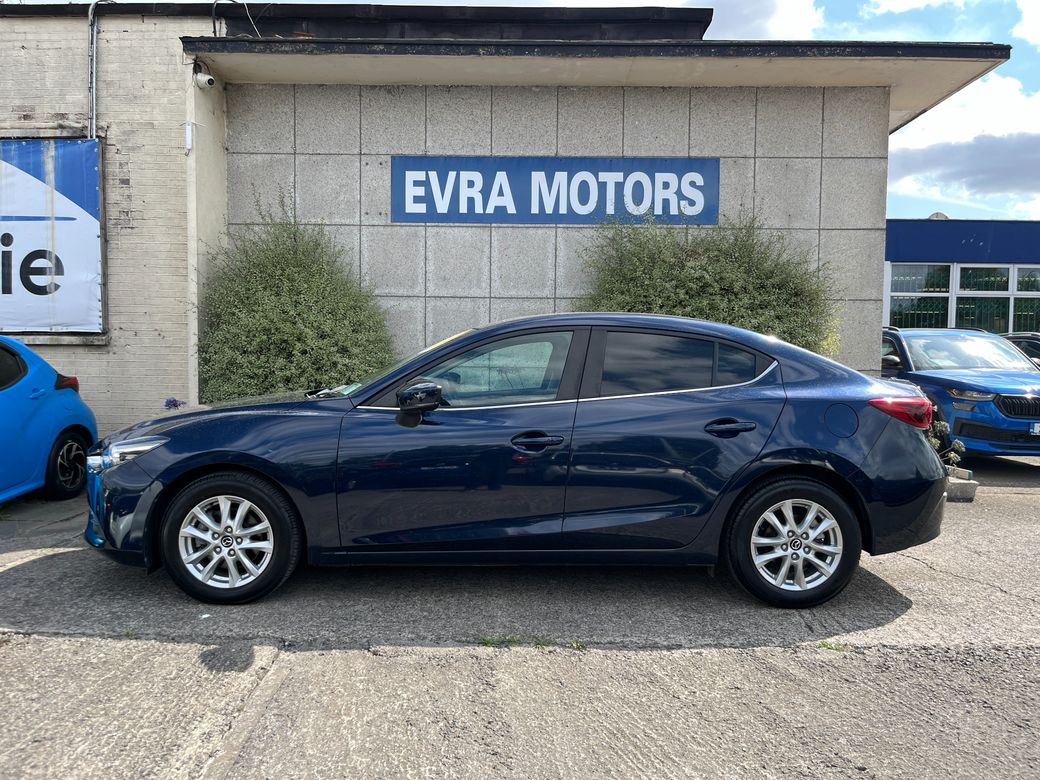 2019 Mazda Axela
