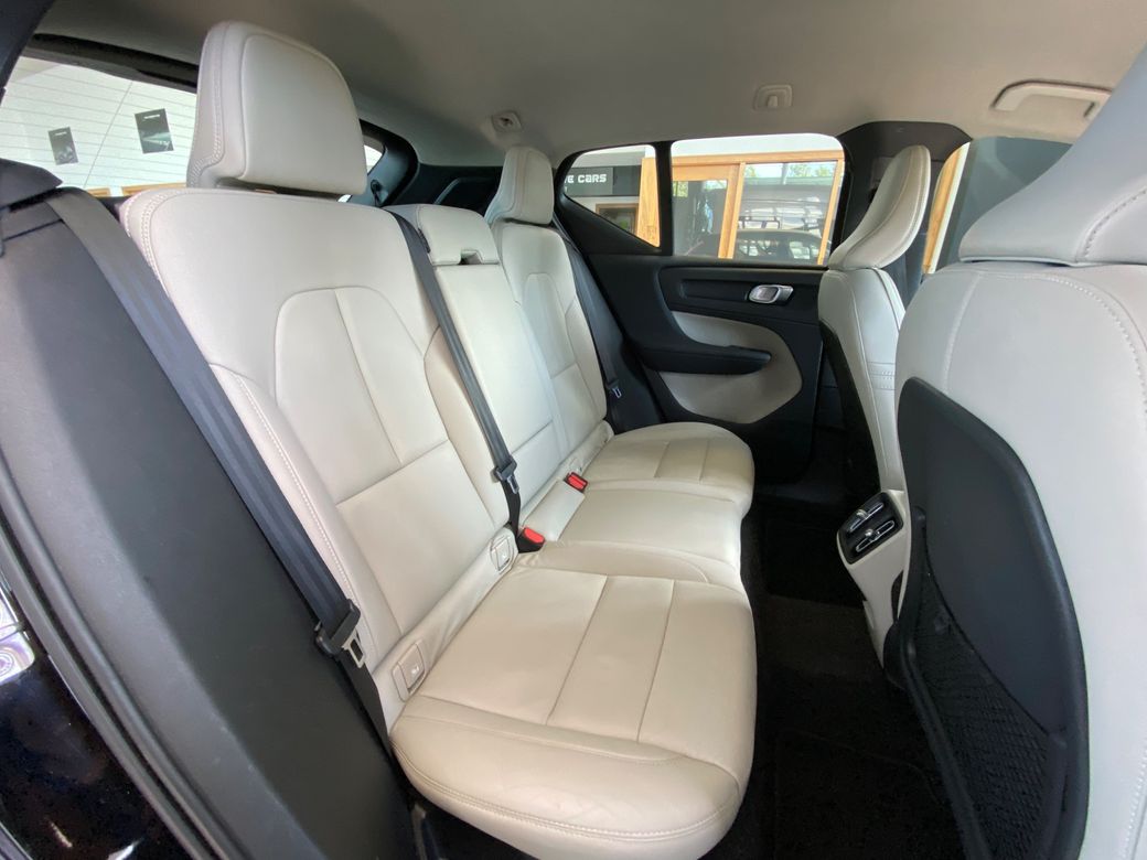 2020 Volvo XC40