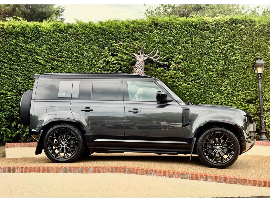 2023 Land Rover Defender 110