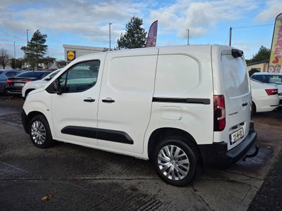 2020 Peugeot Partner