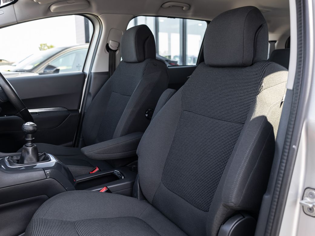 2016 Peugeot 5008