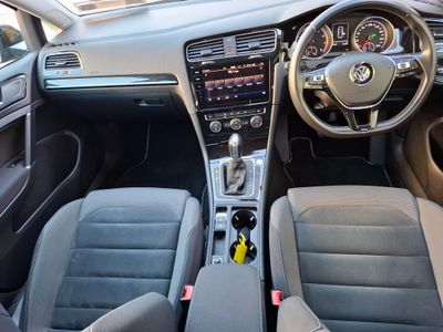 2017 Volkswagen Golf