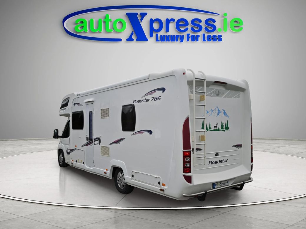 2009 Lunar Motorcaravan