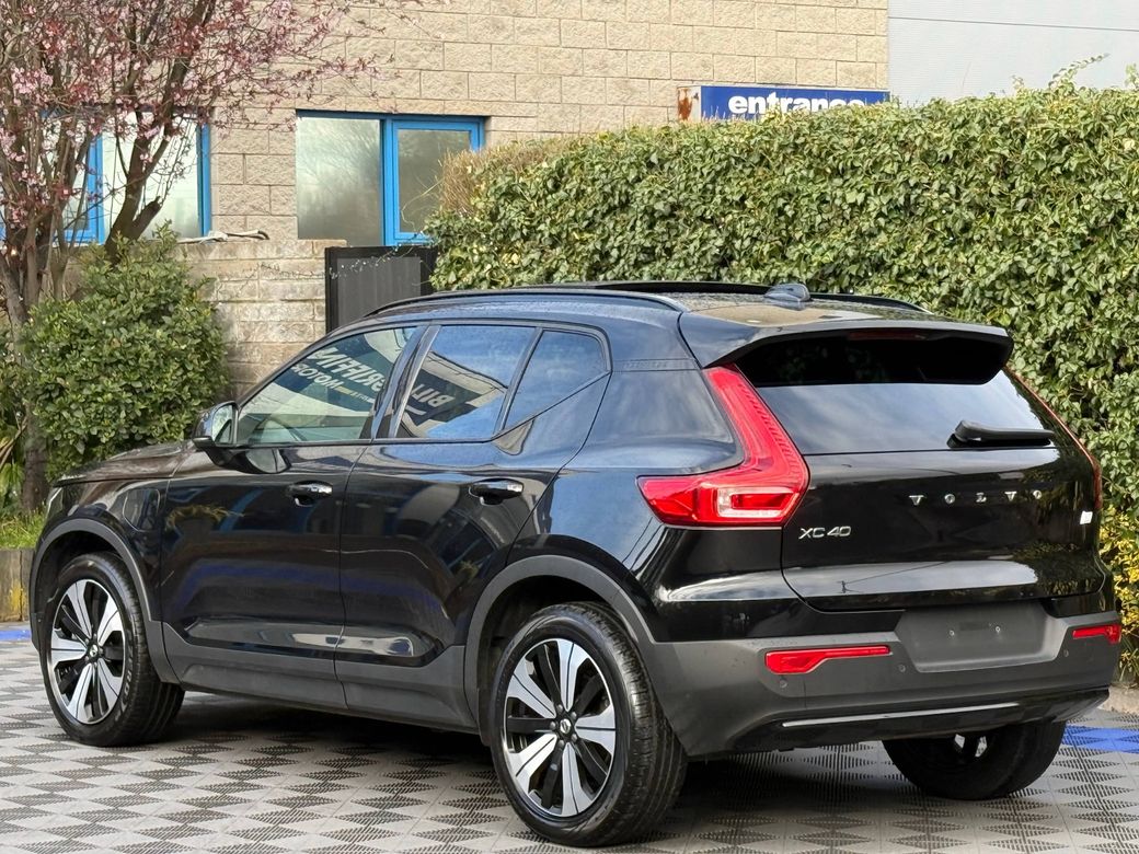 2022 Volvo XC40