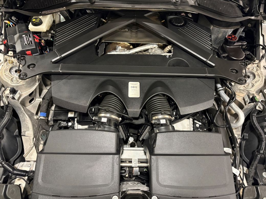 2024 Aston Martin DB12