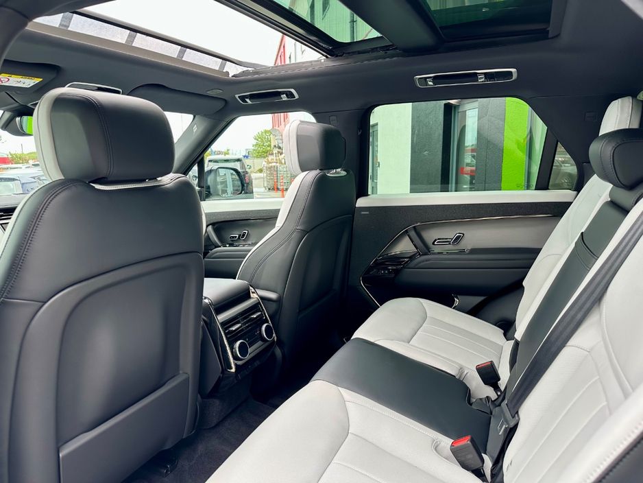 2025 Land Rover Range Rover Sport