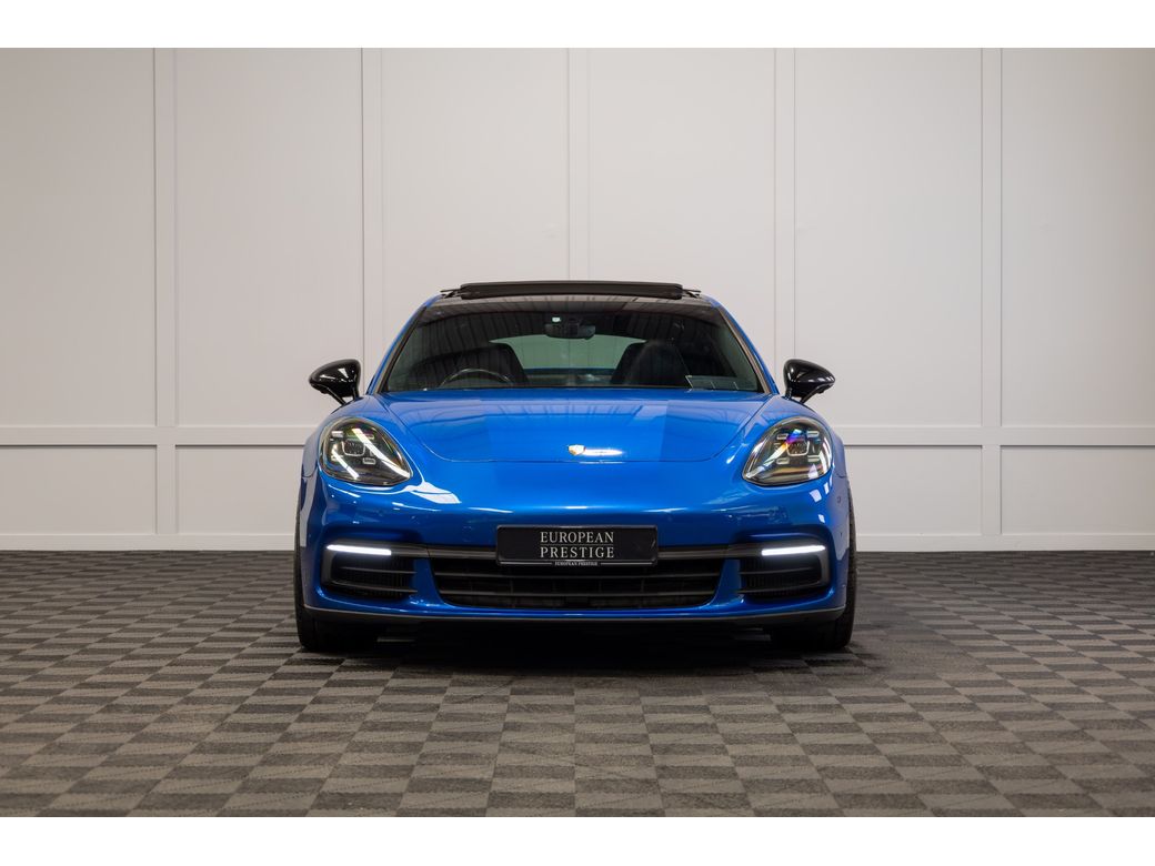 2018 Porsche Panamera