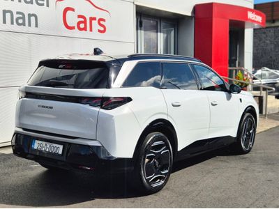 2025 Peugeot 5008