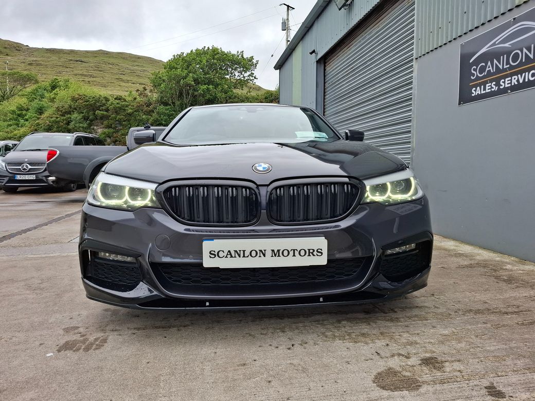 2020 BMW 520