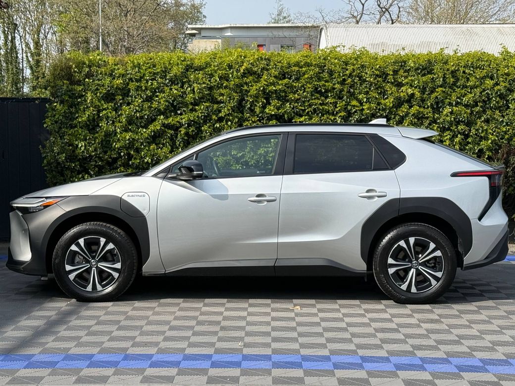 2024 Toyota bZ4X