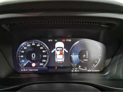 2023 Volvo XC40