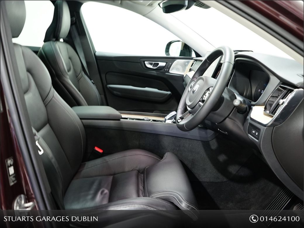 2025 Volvo XC60