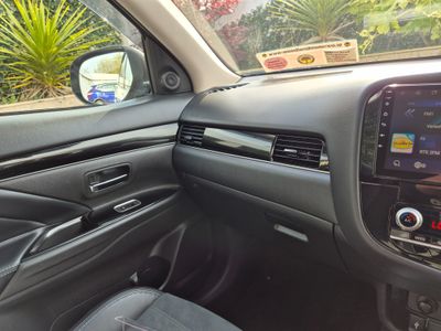 2020 Mitsubishi Outlander