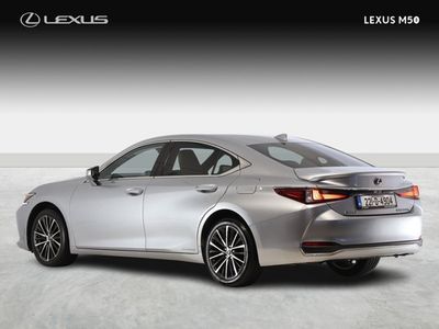 2022 Lexus ES 300h