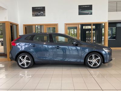 2016 Volvo V40