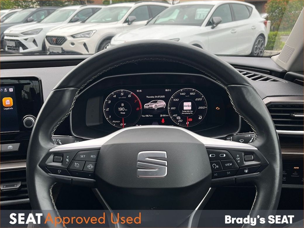 2022 SEAT Leon