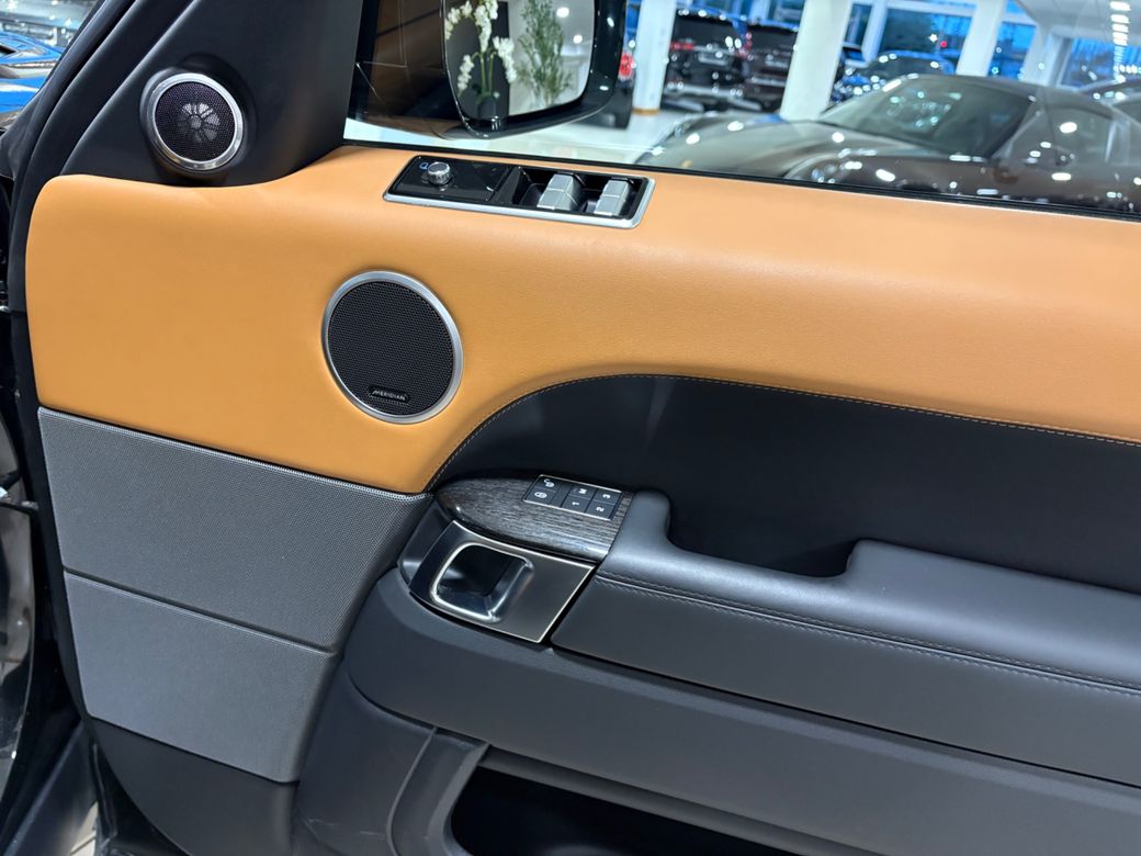 2020 Land Rover Range Rover Sport