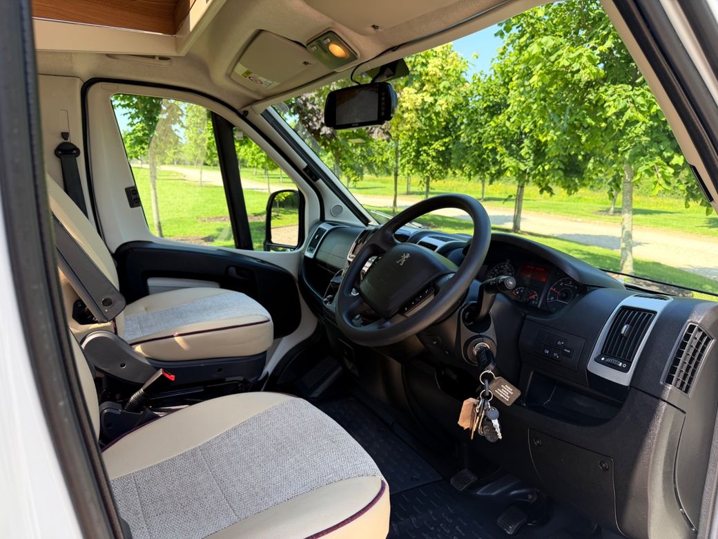 2015 ELDDIS PRESTIGE 135 LOW PROFILE R.H.D