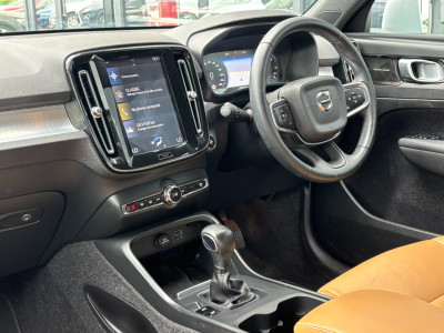 2020 Volvo XC40