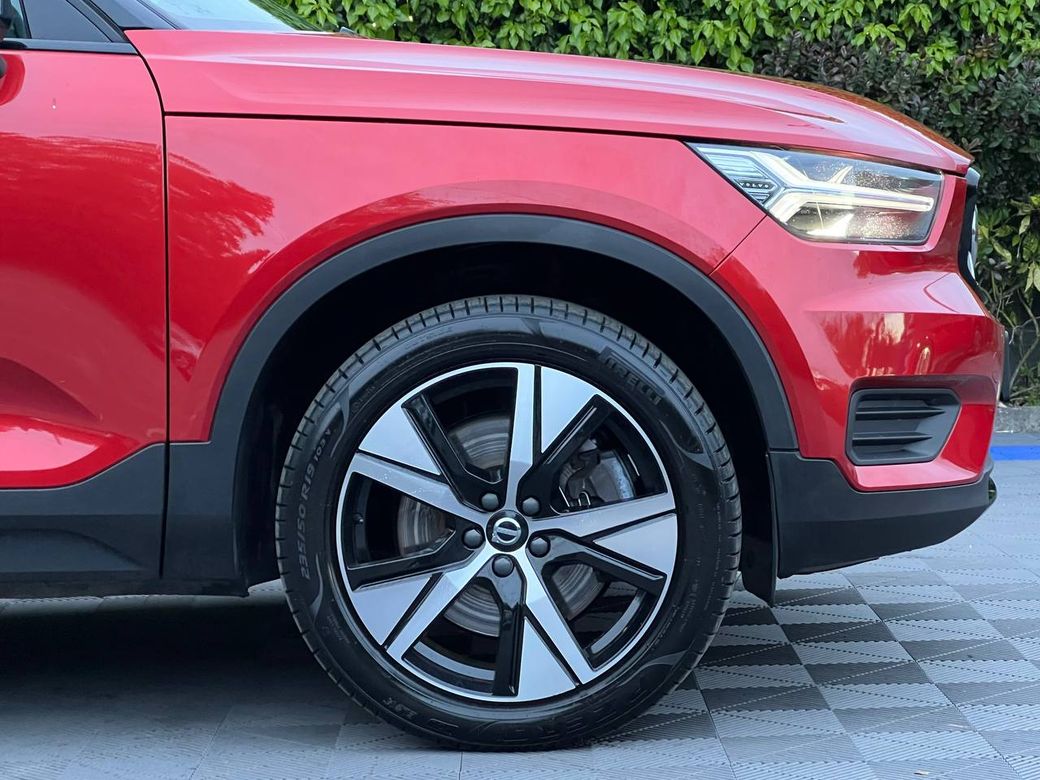2022 Volvo XC40
