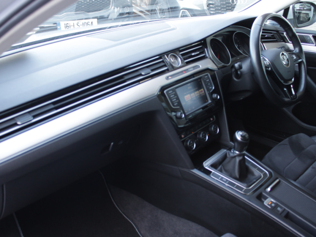 2015 Volkswagen Passat