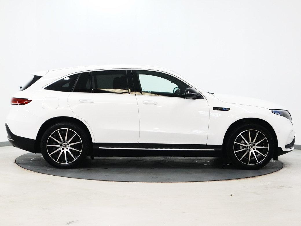 2022 Mercedes-Benz EQC
