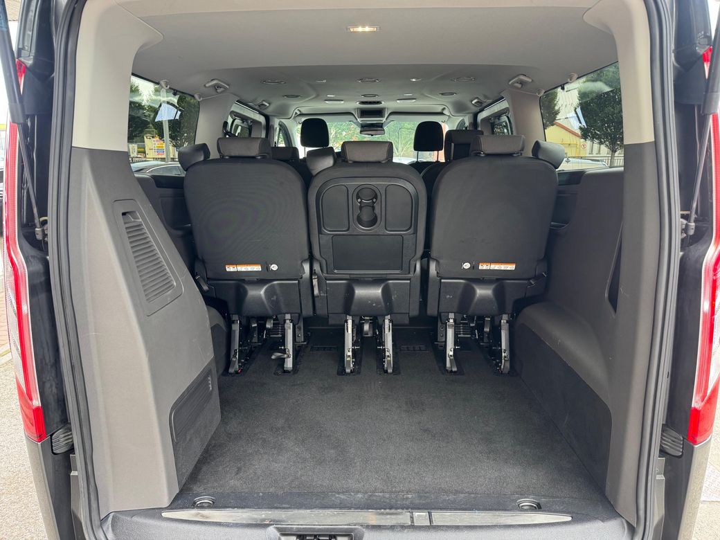 2023 Ford Tourneo