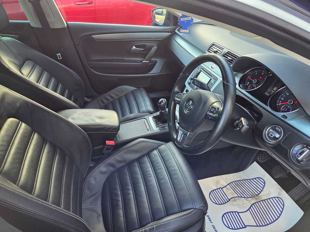 2014 Volkswagen Passat