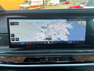 2025 BMW i7