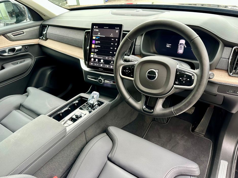2025 Volvo XC90