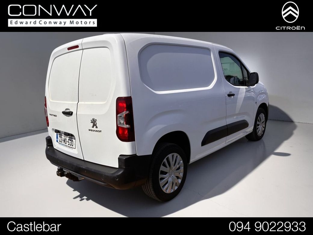 2022 Peugeot Partner